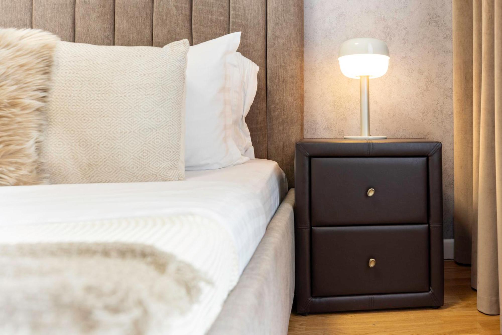 Ultimate Living Experience - Modern & Free Parking Near Romexpo Apartament *