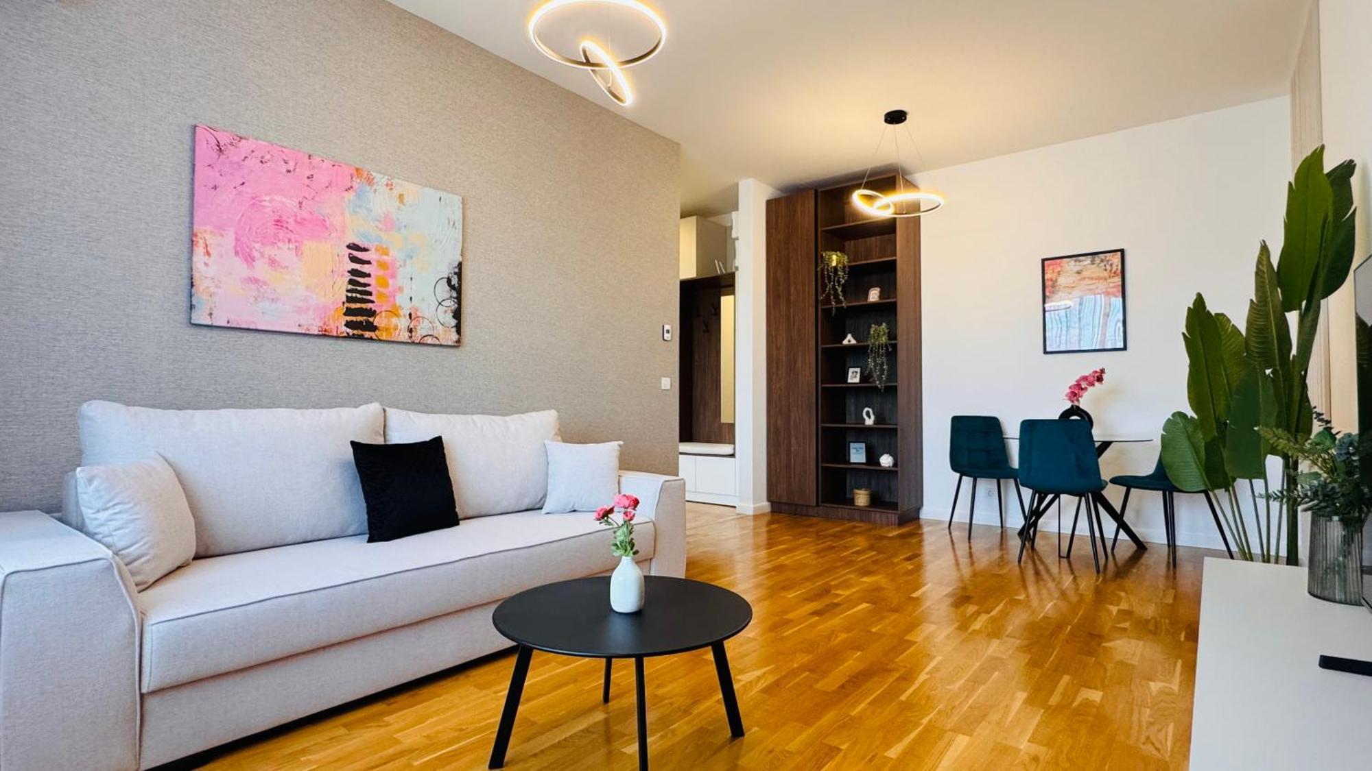 Ultimate Living Experience - Modern & Free Parking Near Romexpo Apartament Bucureşti